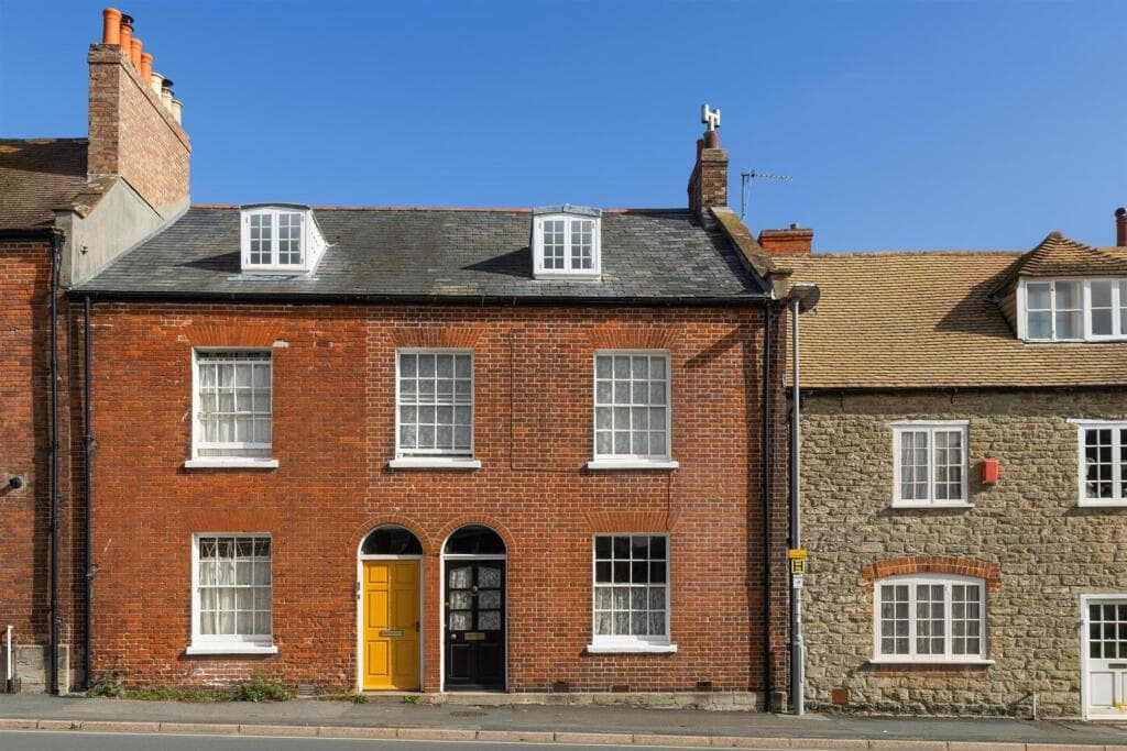 5 bedroom terraced house for sale in South Street, Bridport, DT6
