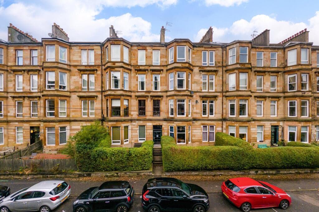 2 bedroom apartment for sale in Finlay Drive, Dennistoun, Glasgow City, G31