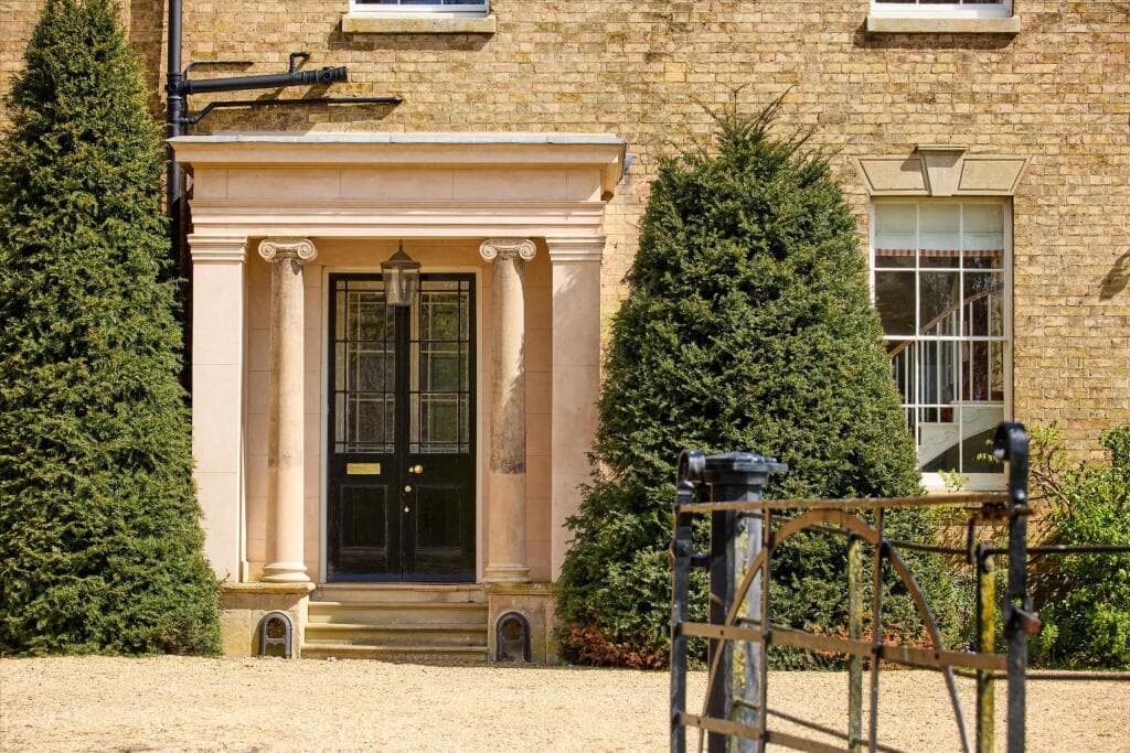 6 bedroom detached house for sale in Willoughby, Rugby, Warwickshire CV23