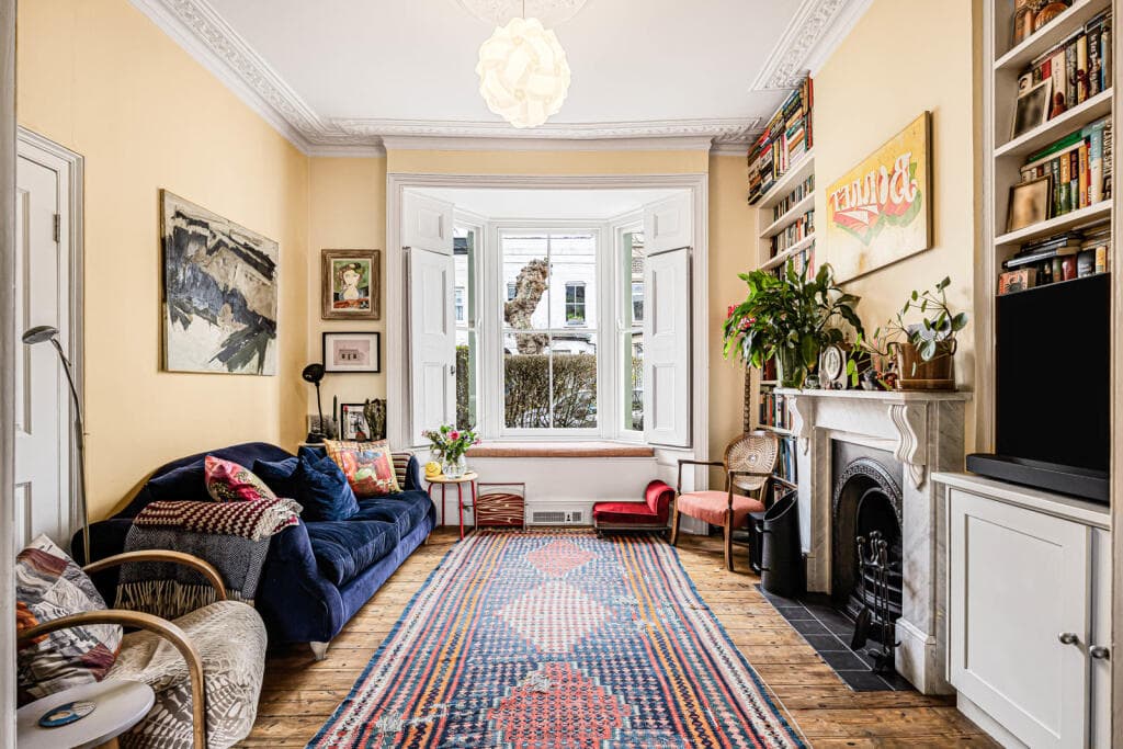 4 bedroom terraced house for sale in Dunlace Road, London, E5