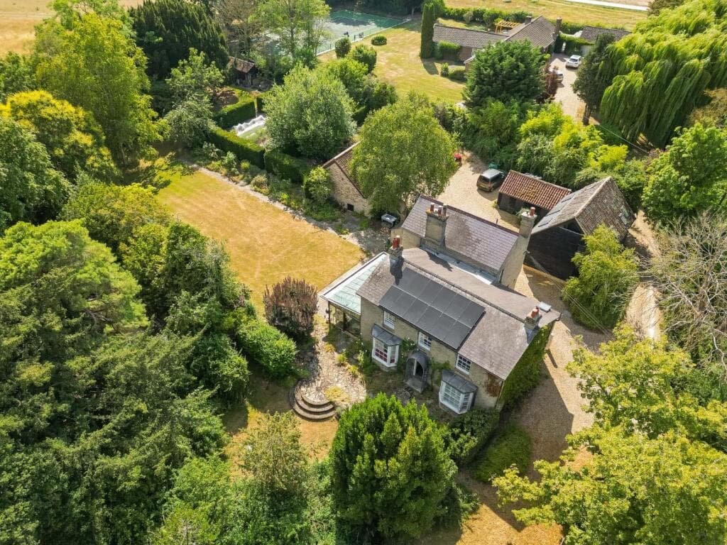 5 bedroom detached house for sale in Mill Way, Grantchester, Cambridge, CB3
