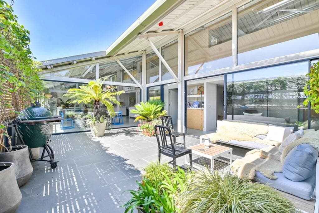 5 bedroom penthouse for sale in Wotton Road, Gladstone Park, NW2
