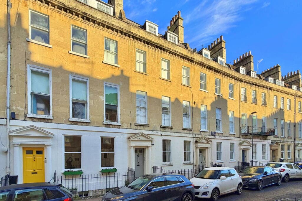 3 bedroom maisonette for sale in New King Street, Bath, BA1