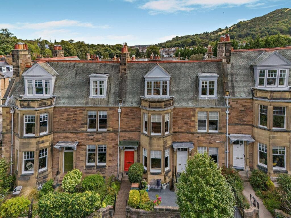 4 bedroom flat for sale in Braid Avenue, Morningside, Edinburgh, EH10