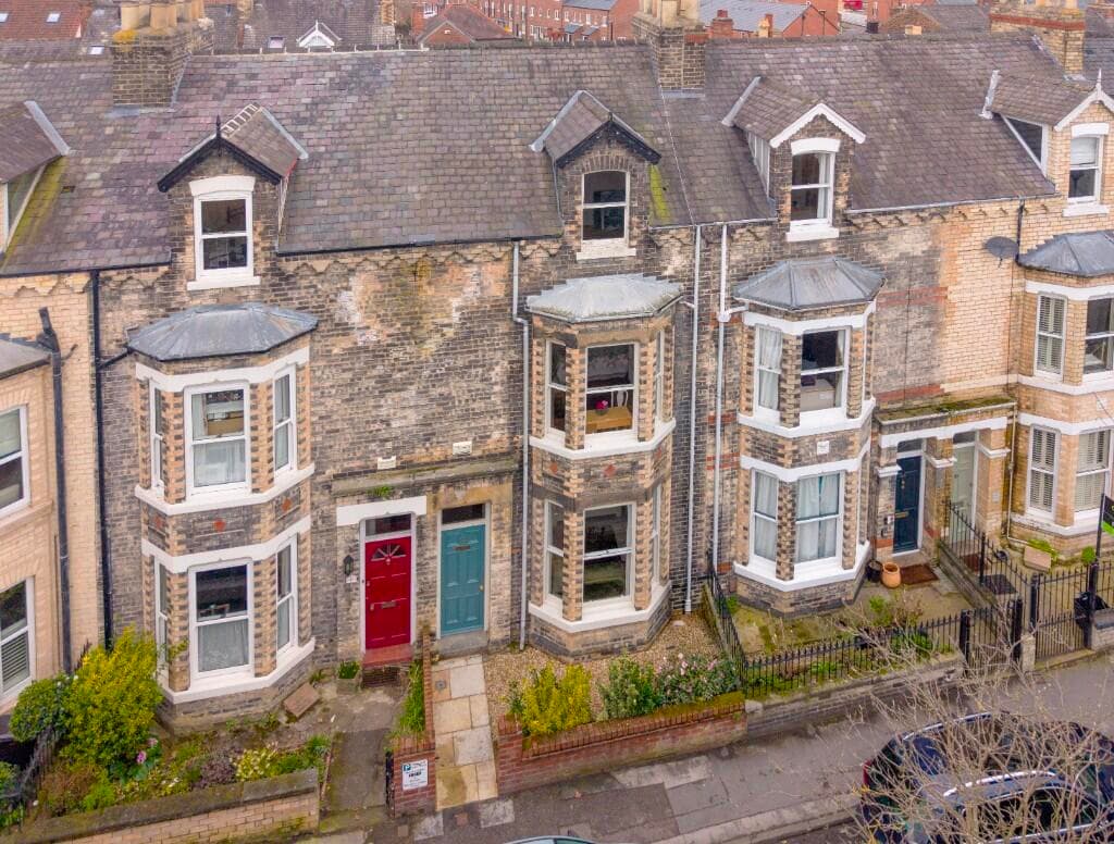 4 bedroom town house for sale in Grosvenor Terrace, Bootham, York, YO30