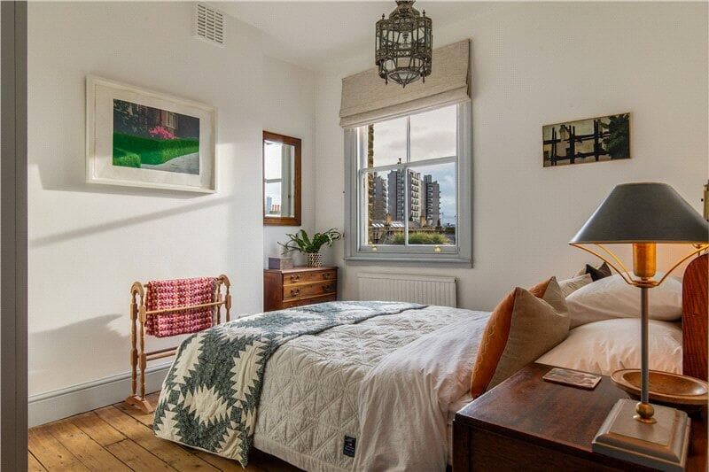 2 bedroom apartment for sale in Brook Drive, London, SE11