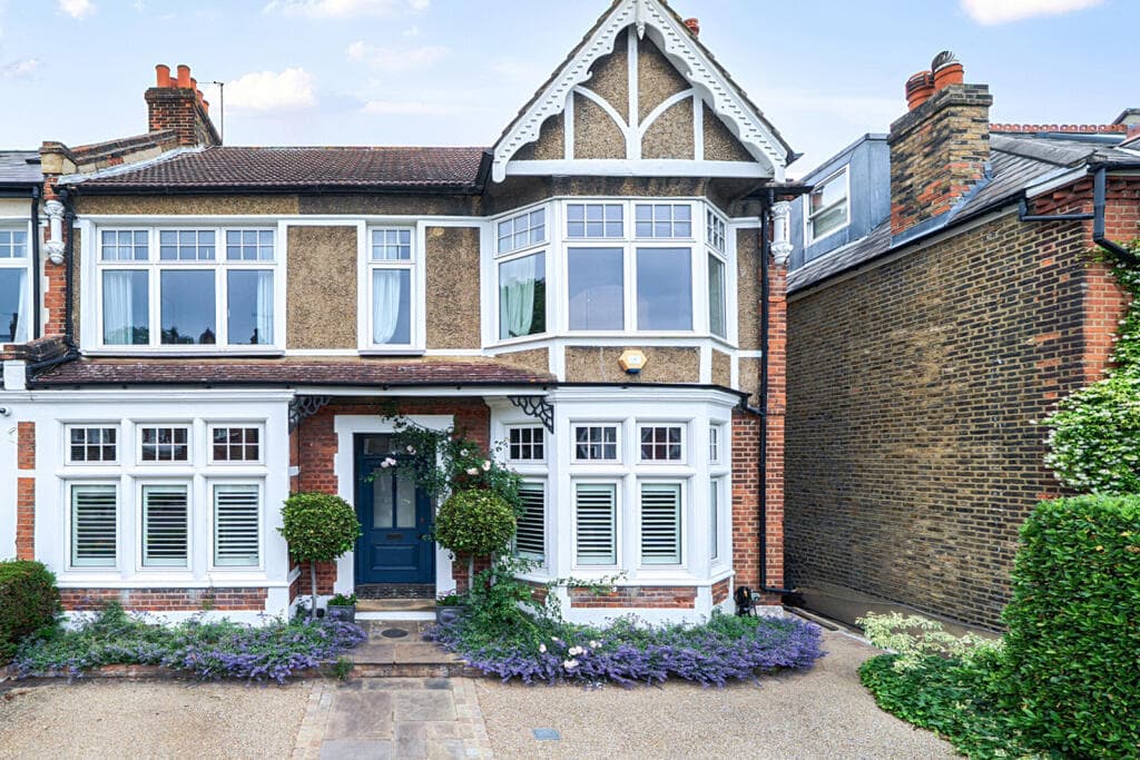 5 bedroom semi-detached house for sale in Coleraine Road, Blackheath, SE3
