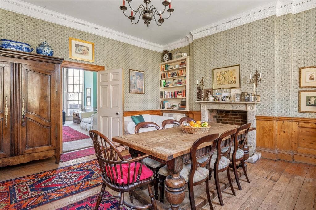 8 bedroom terraced house for sale in Highbury Place, Highbury, London, N5