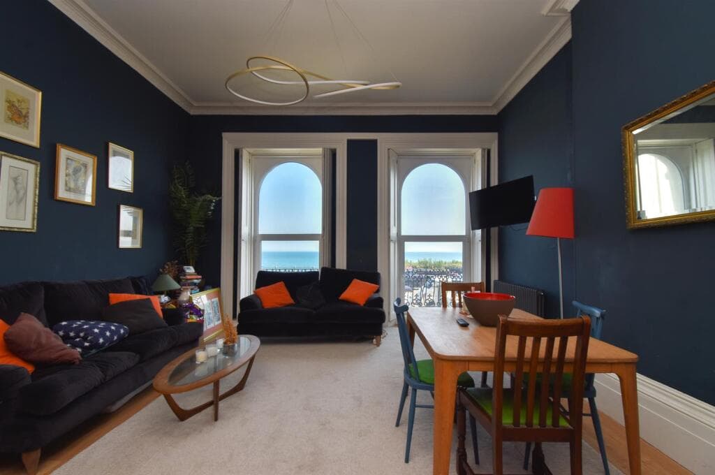2 bedroom flat for sale in Marina, St. Leonards-On-Sea, TN38