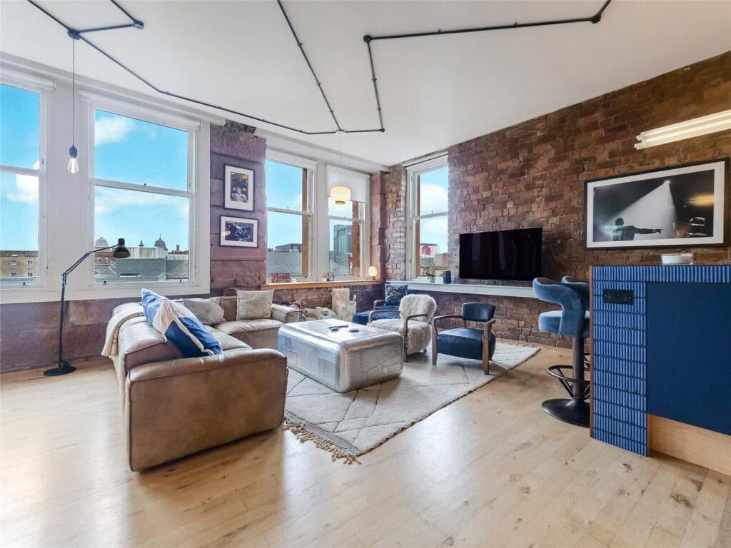 2 bedroom flat for sale in Ingram Street, Glasgow, Glasgow City, G1