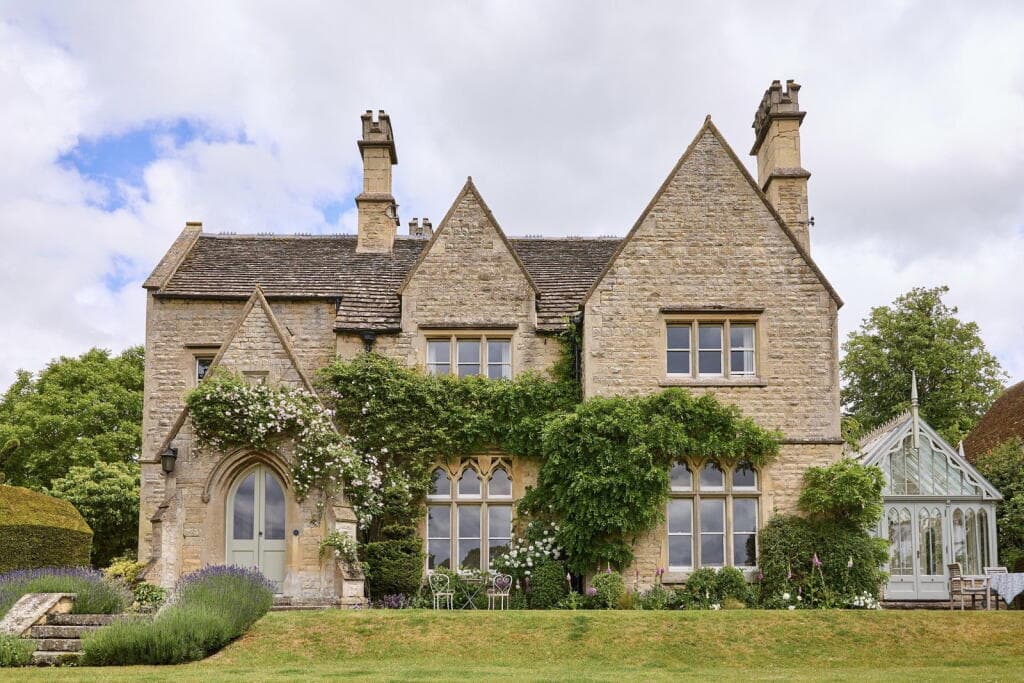 6 bedroom country house for sale in The Old Rectory, Creeton, NG33