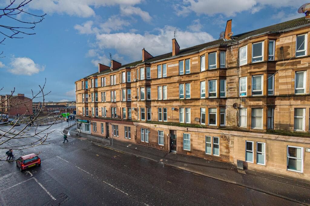 1 bedroom apartment for sale in Pollokshaws Road, Strathbungo, Glasgow, G41