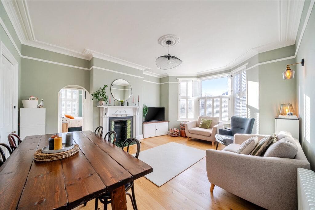 2 bedroom apartment for sale in Dragon Parade, Harrogate, HG1