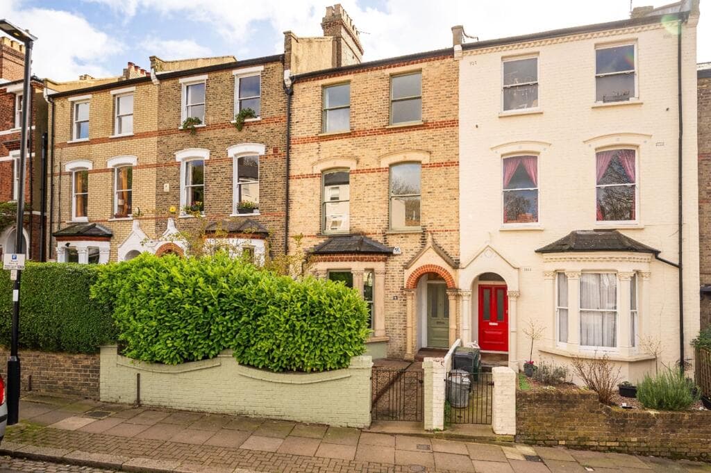 5 bedroom terraced house for sale in Blythwood Road, Crouch End, N4