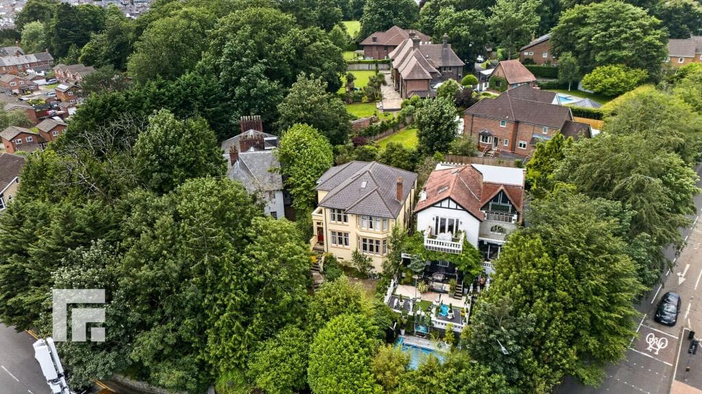 5 bedroom detached house for sale in Llandaff Road Cardiff CF11 9PX, CF11