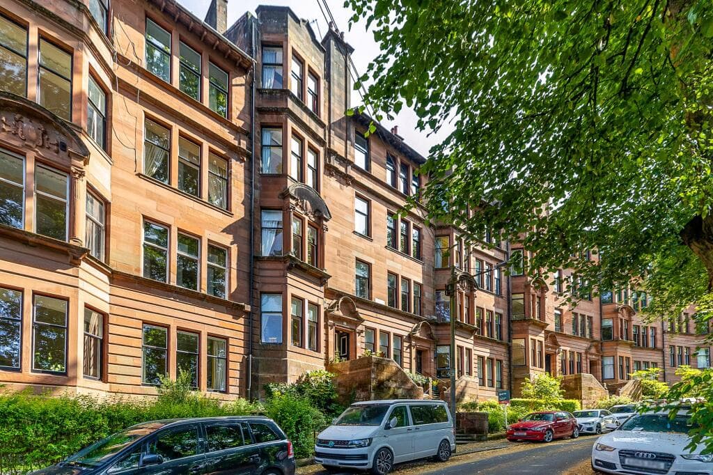 3 bedroom apartment for sale in Camphill Avenue, Shawlands, Glasgow, G41