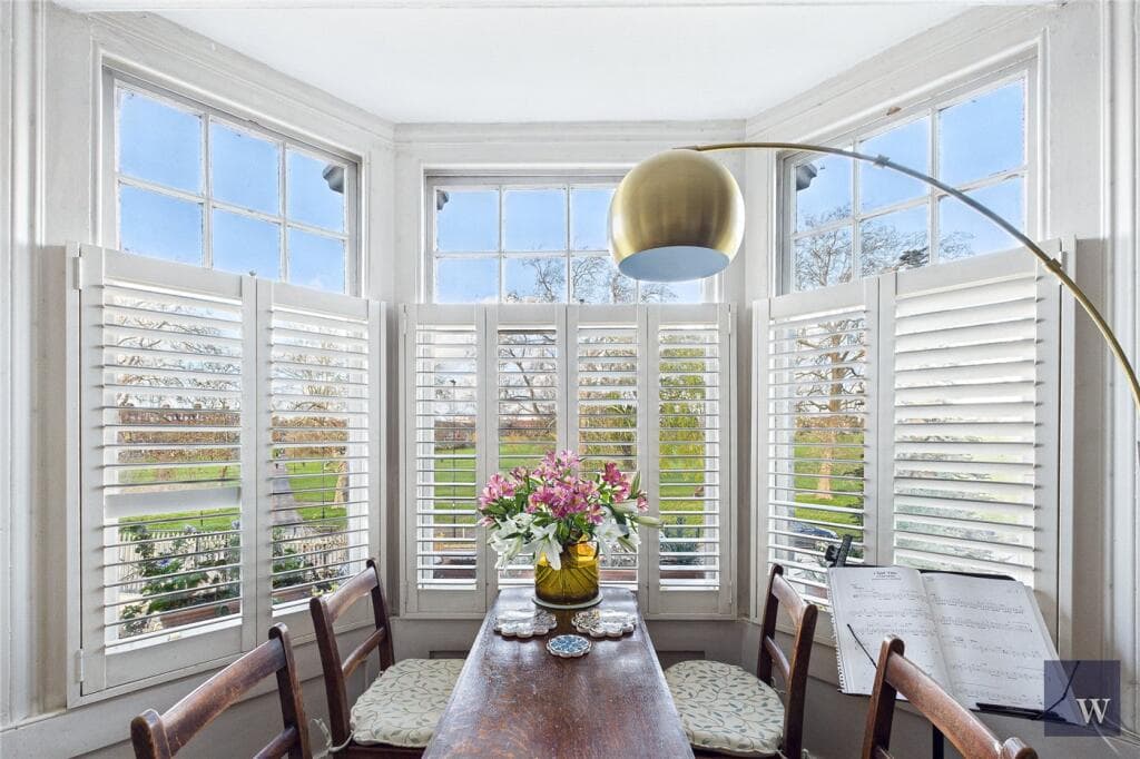 2 bedroom apartment for sale in Streatham Common South, London, SW16