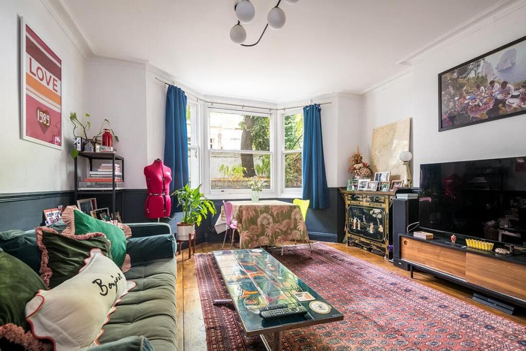 1 bedroom flat for sale in Lilford Road, Camberwell, SE5
