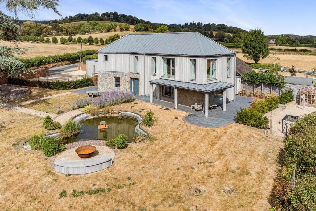 3 bedroom detached house for sale in Skirmett Road, Henley On Thames, RG9