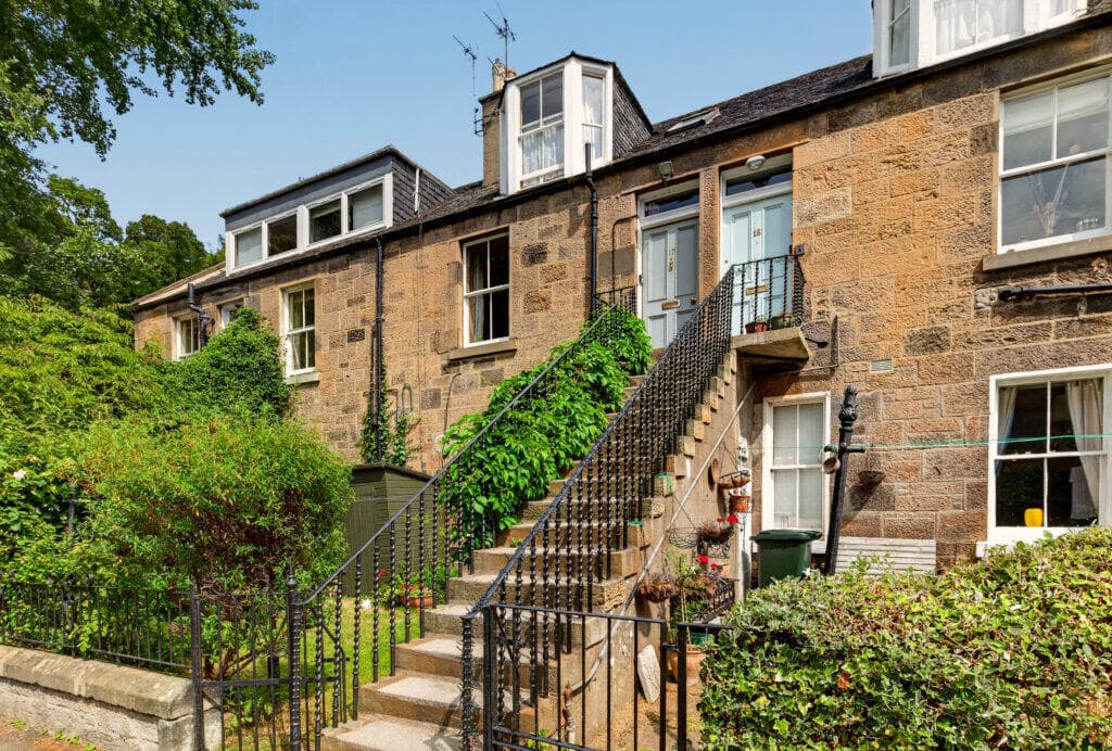 2 bedroom flat for sale in 17 Avondale Place, Edinburgh, EH3 5HX, EH3