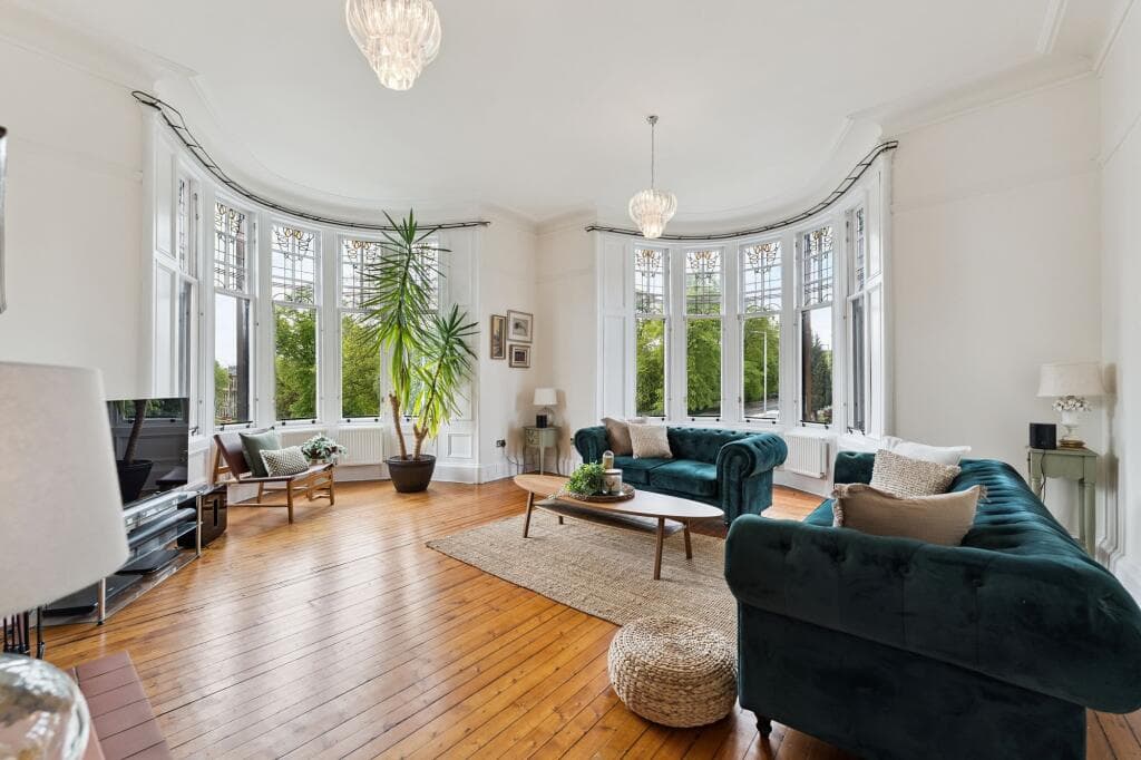 5 bedroom flat for sale in Highburgh Road, Flat 1/2, Dowanhill, Glasgow, G12 9EF, G12
