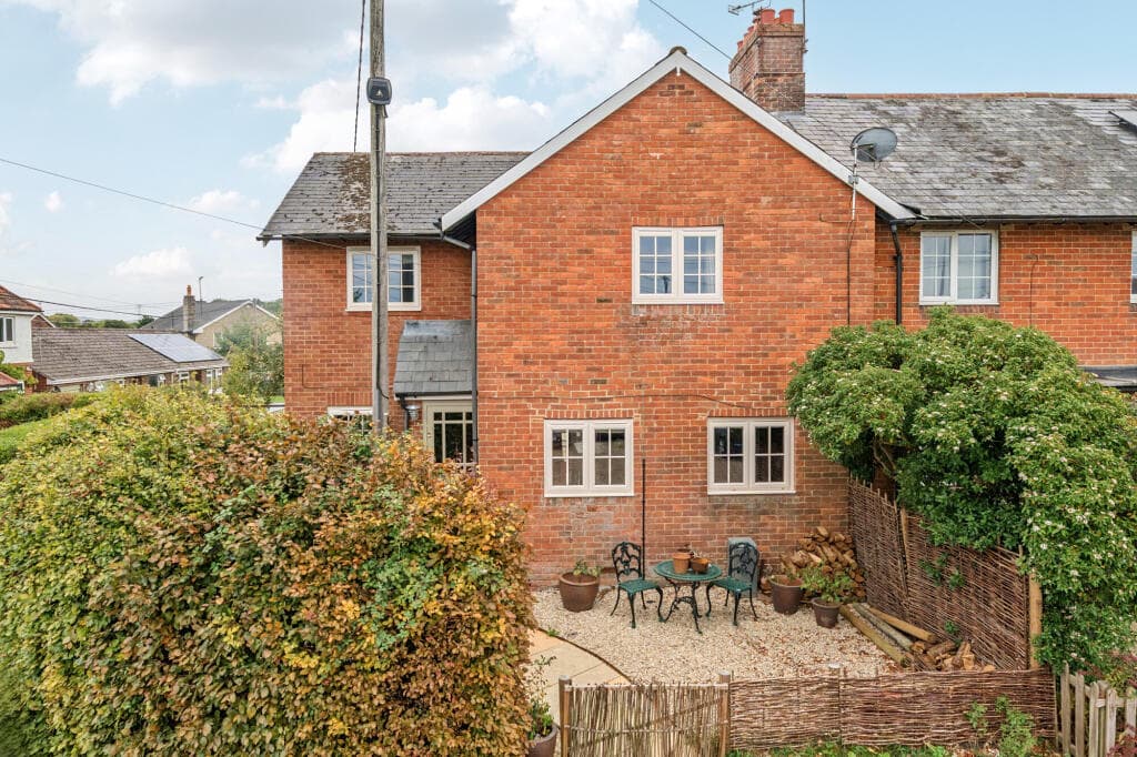 3 bedroom end of terrace house for sale in Coate, Devizes, SN10