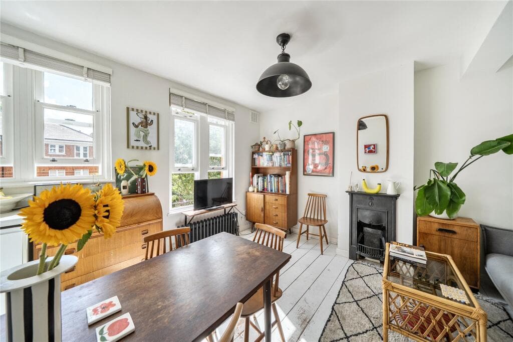 1 bedroom apartment for sale in Peckett Square N5, Highbury Grange, London, N5