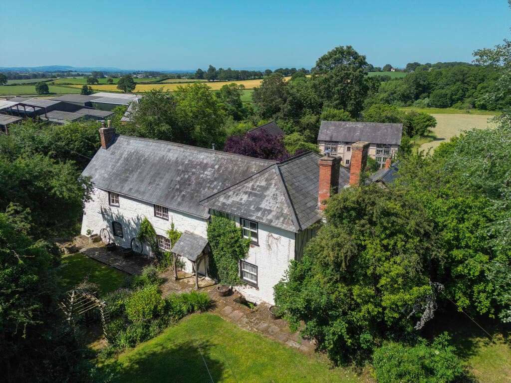 4 bedroom detached house for sale in The Steppes, The Stonehouse, Ullingswick, Herefordshire, HR1