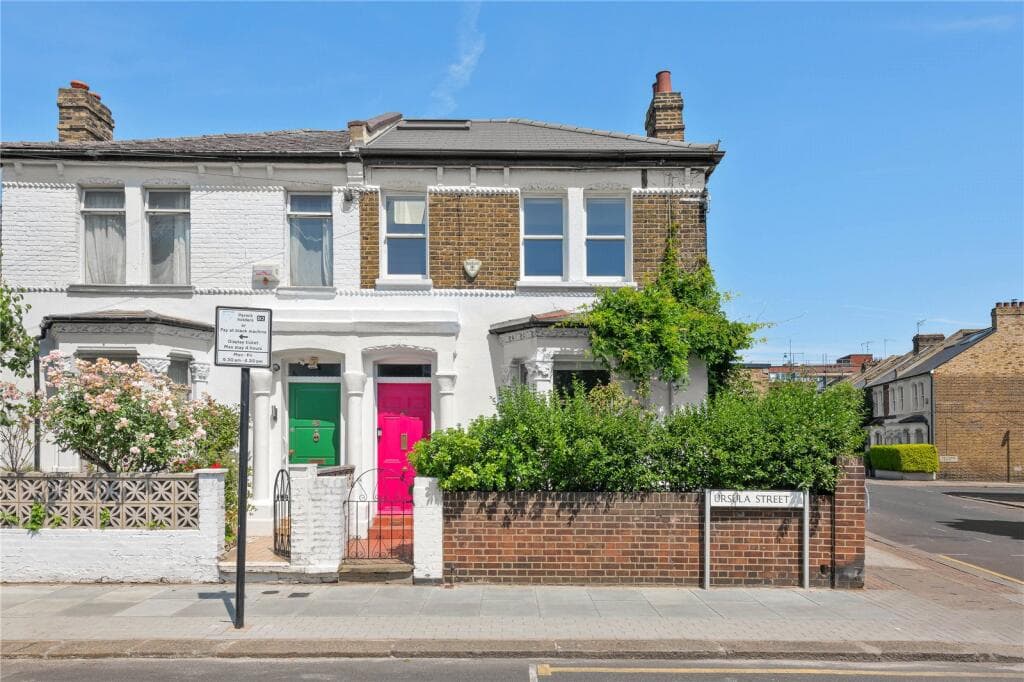 3 bedroom semi-detached house for sale in Ursula Street, London, SW11