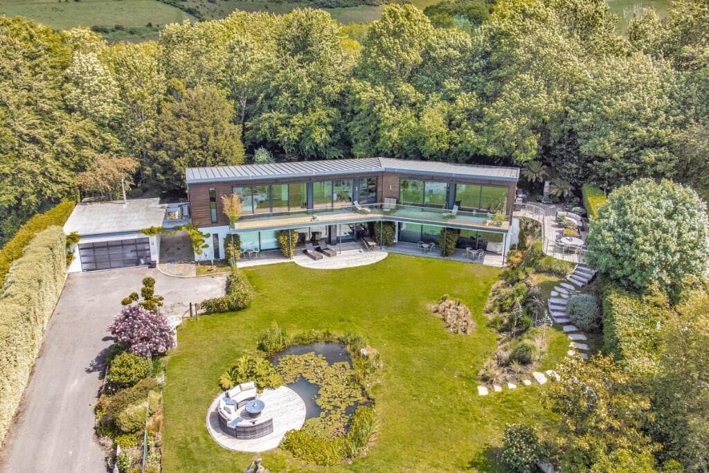 5 bedroom detached house for sale in Skyhouse, Lewes, East Sussex, BN7