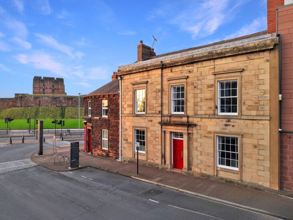 5 bedroom terraced house for sale in Castle Street, Carlisle, CA3 8SY, CA3