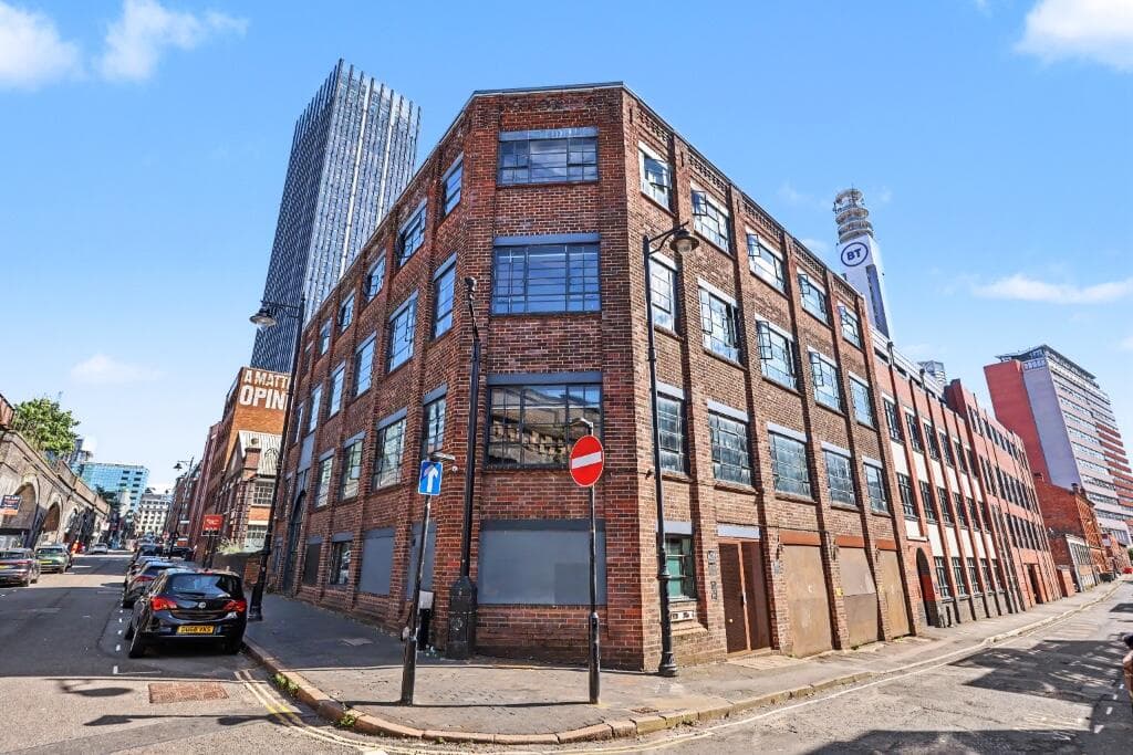 2 bedroom penthouse for sale in Water Street, Jewellery Quater, Birmingham, B3