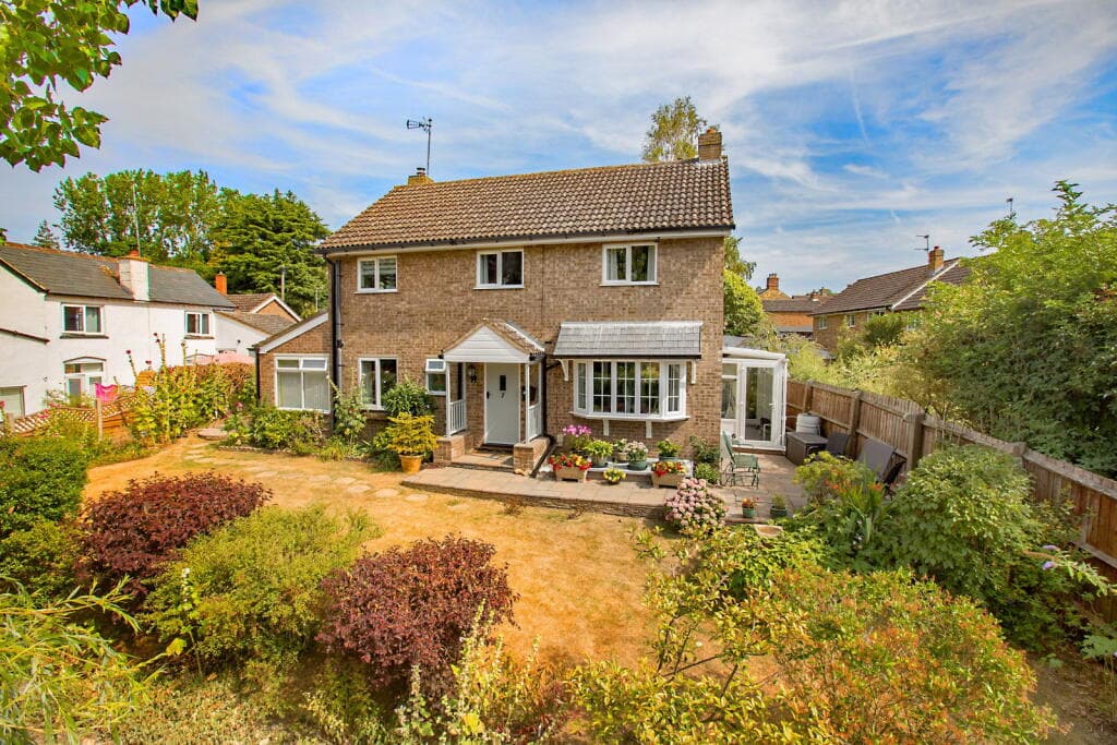 3 bedroom detached house for sale in School Lane, Cottingham, Market Harborough, Leicestershire, LE16