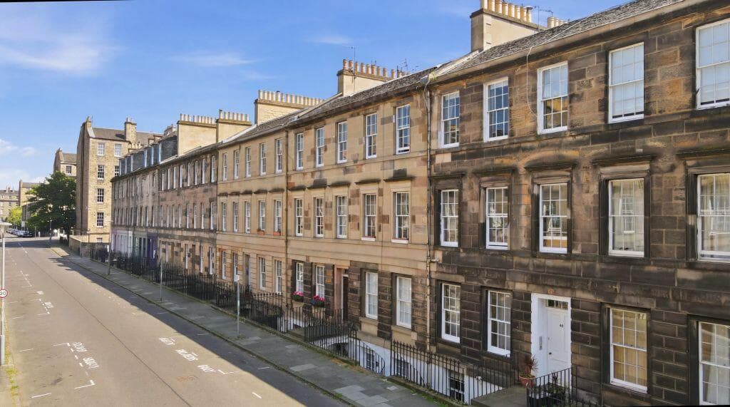 1 bedroom flat for sale in 63/5 Cumberland Street, Edinburgh, EH3 6RD, EH3