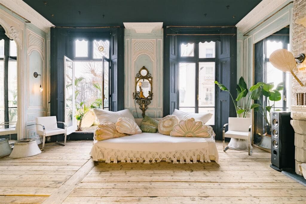 2 bedroom apartment for sale in Randolph Avenue, Little Venice W9