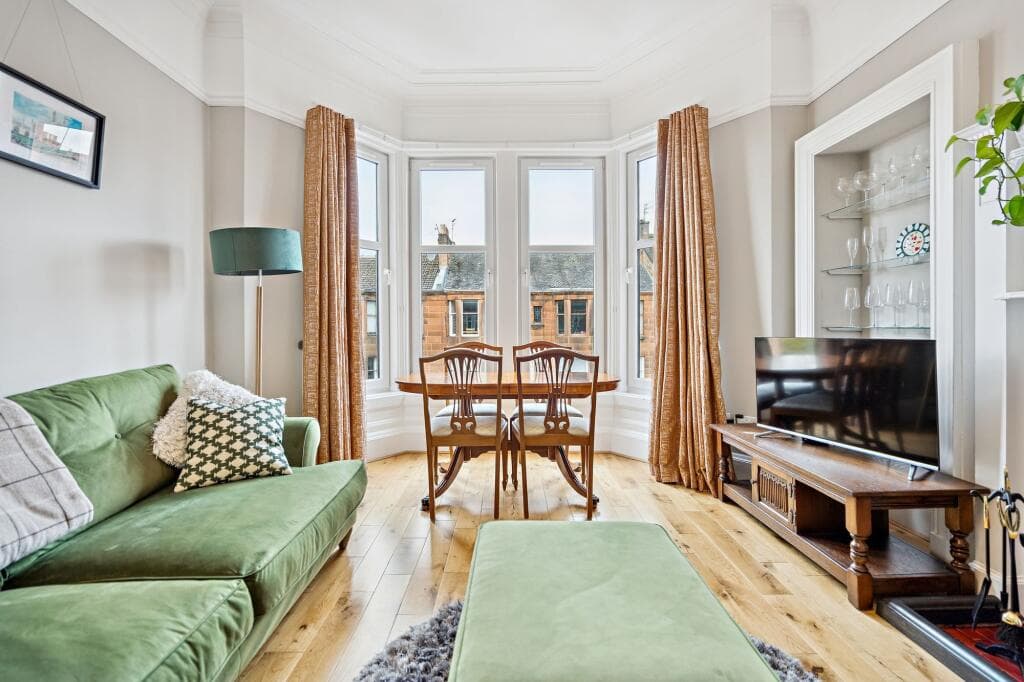 2 bedroom flat for sale in 54 Airlie Street, Hyndland, G12
