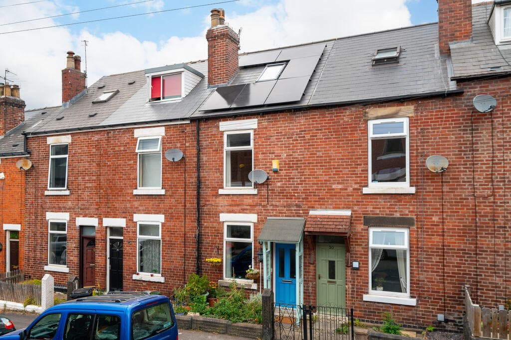 3 bedroom terraced house for sale in Ratcliffe Road, Sharrow Vale, Sheffield, S11