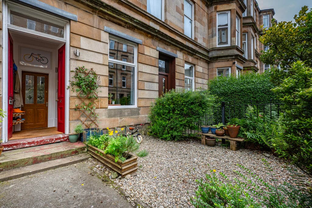 2 bedroom flat for sale in 52 Roslea Drive, Dennistoun , Glasgow, G31
