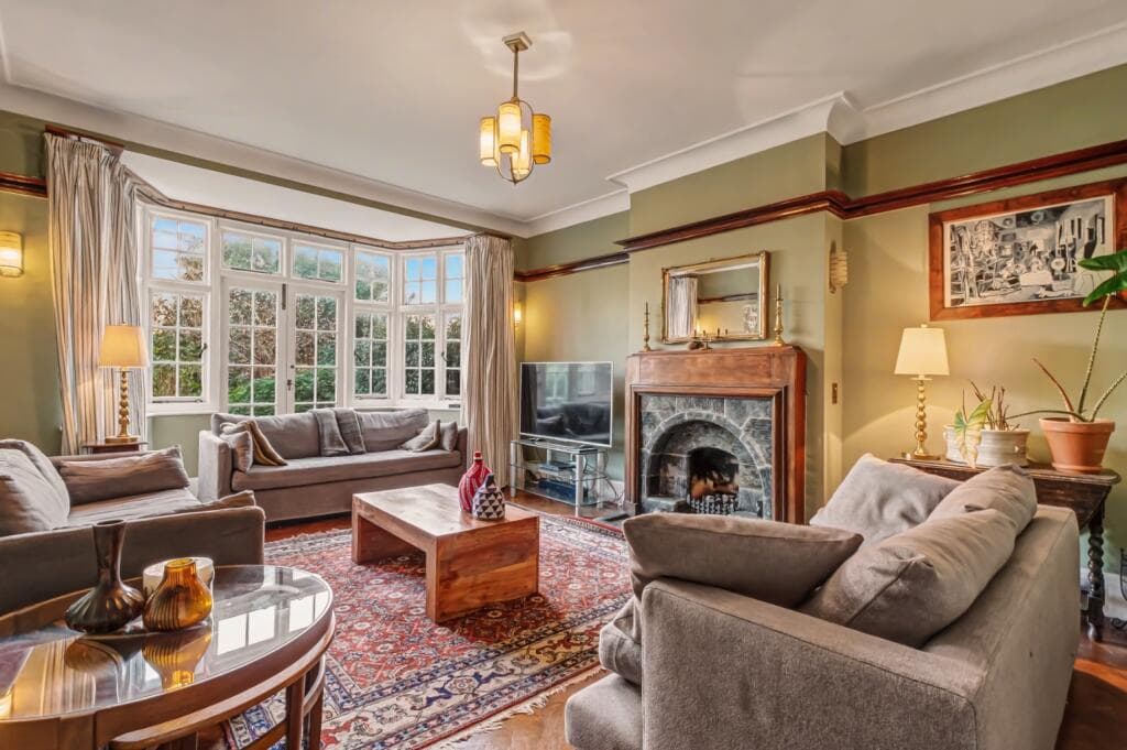 5 bedroom semi-detached house for sale in Anson Road, Willesden Green, London NW2