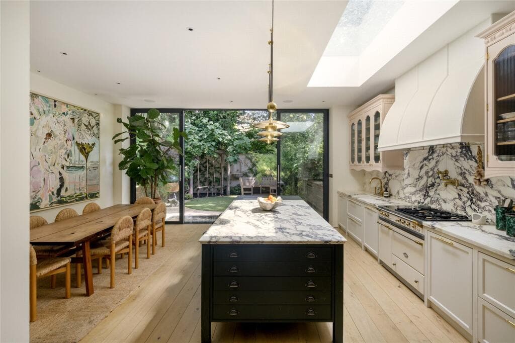 6 bedroom house for sale in Westbourne Park Road, London, W2