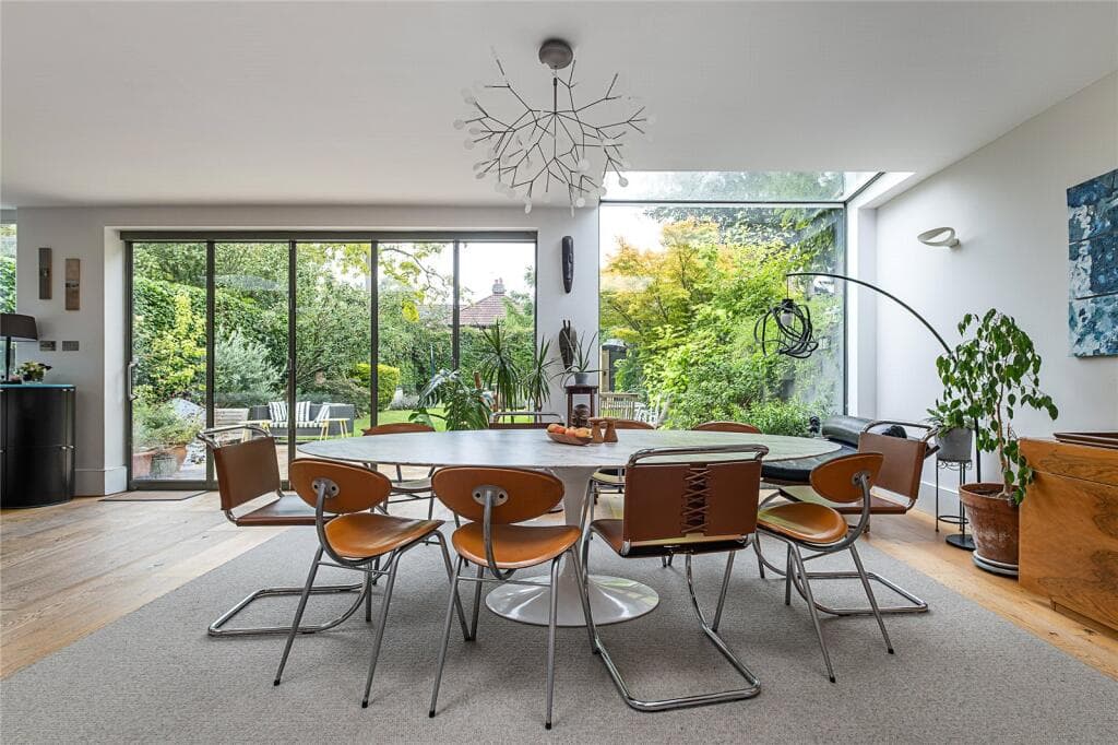 6 bedroom semi-detached house for sale in Lion Gate Gardens, Richmond, Surrey, TW9