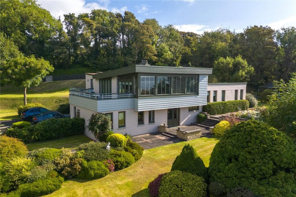 4 bedroom detached house for sale in Westcliffe, Charlestown, Dunfermline, Fife, KY11