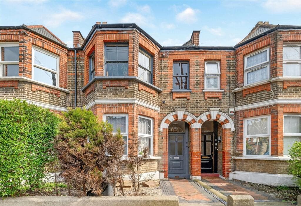 1 bedroom flat for sale in Edward Road, Walthamstow, London, E17
