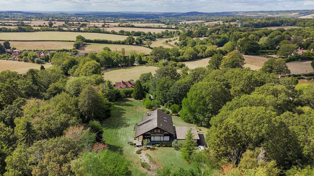 4 bedroom detached house for sale in Hoe Lane, Peaslake, GU5