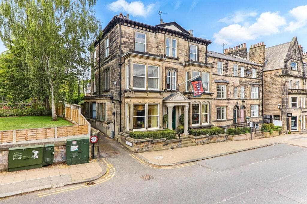 7 bedroom semi-detached house for sale in Cold Bath Road, Harrogate, North Yorkshire, HG2