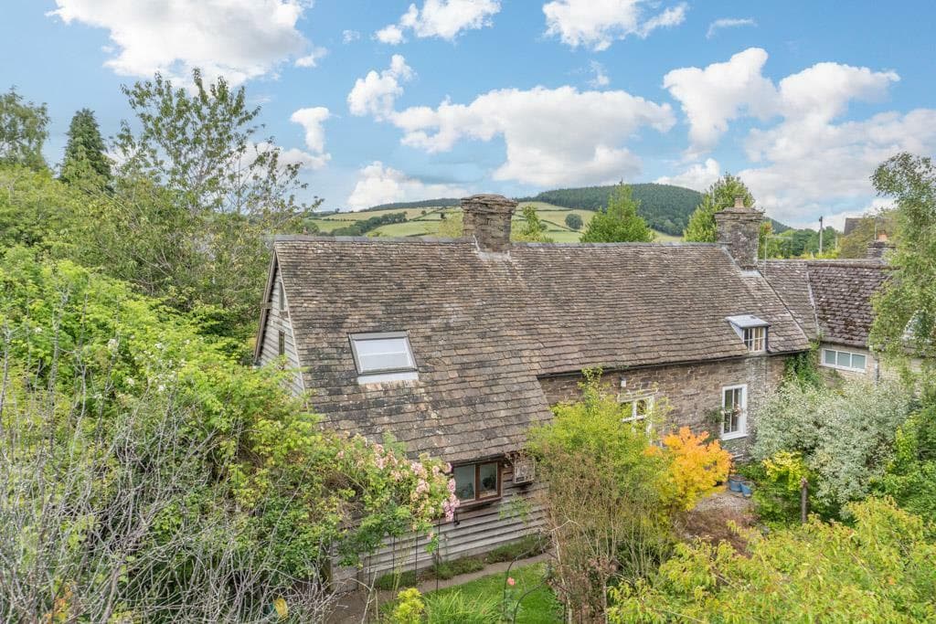 3 bedroom detached house for sale in 3 High Street, Clun, Craven Arms, SY7