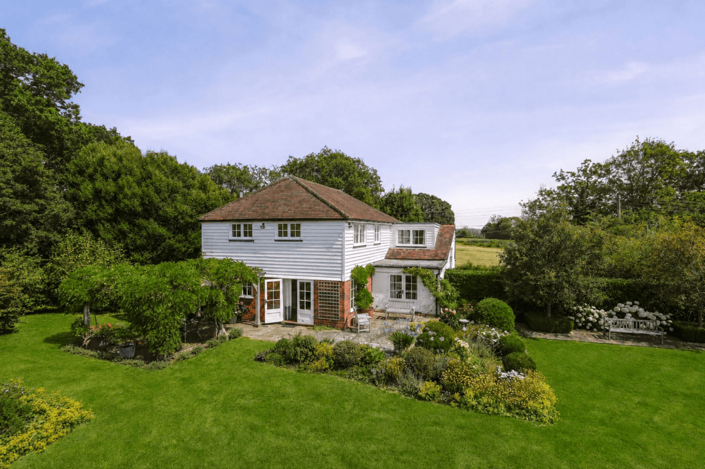 4 bedroom detached house for sale in Wassall Lane, Rolvenden Layne, TN17