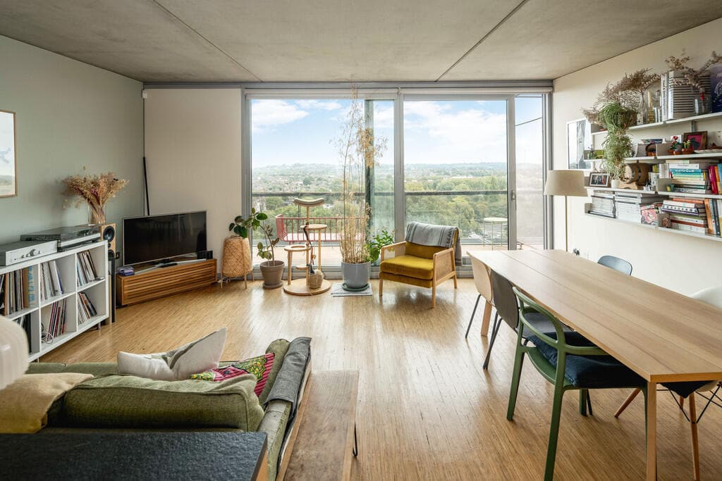 3 bedroom apartment for sale in DKH, Dog Kennel Hill, SE22