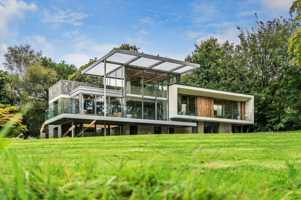 5 bedroom detached house for sale in Hoe Lane, Abinger Hammer, Dorking, Surrey, RH5