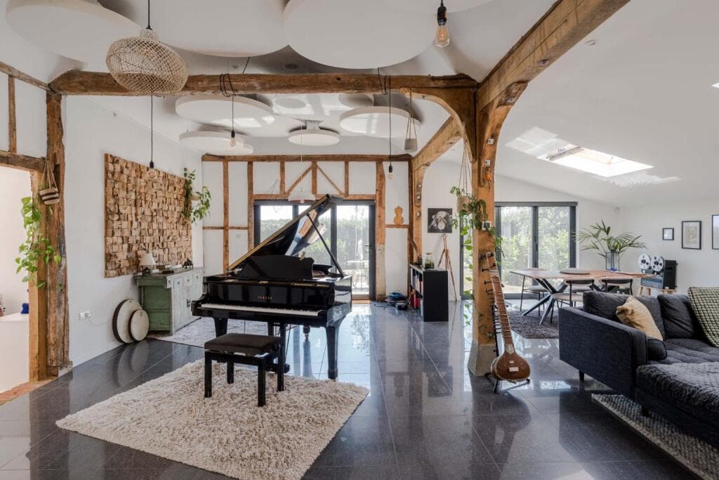 3 bedroom barn conversion for sale in Little Waltham, Chelmsford, Essex, CM3